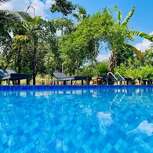 River Side Sigiriya