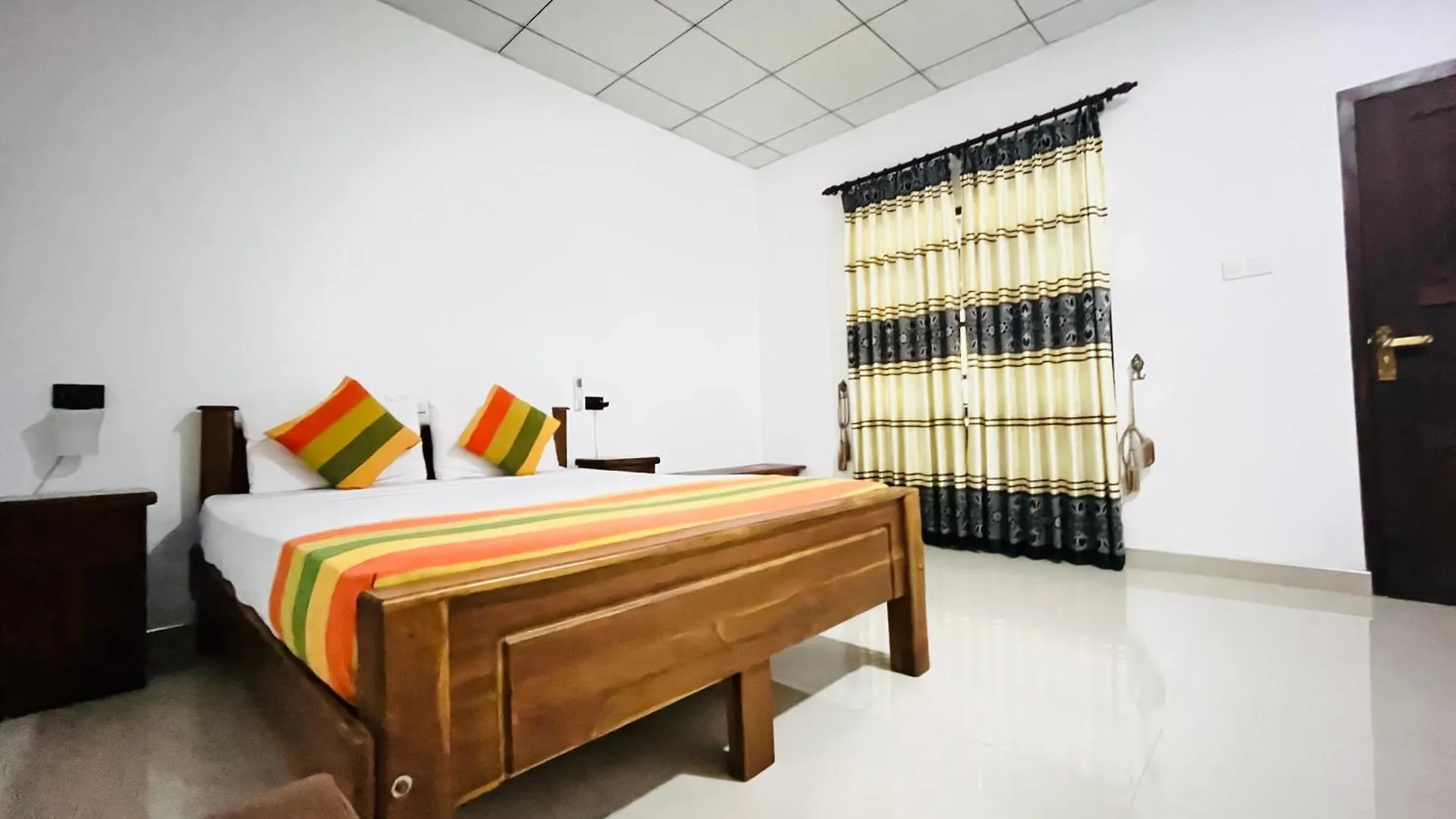 Sigiri Cardamon Villa Sigiriya Homestay
