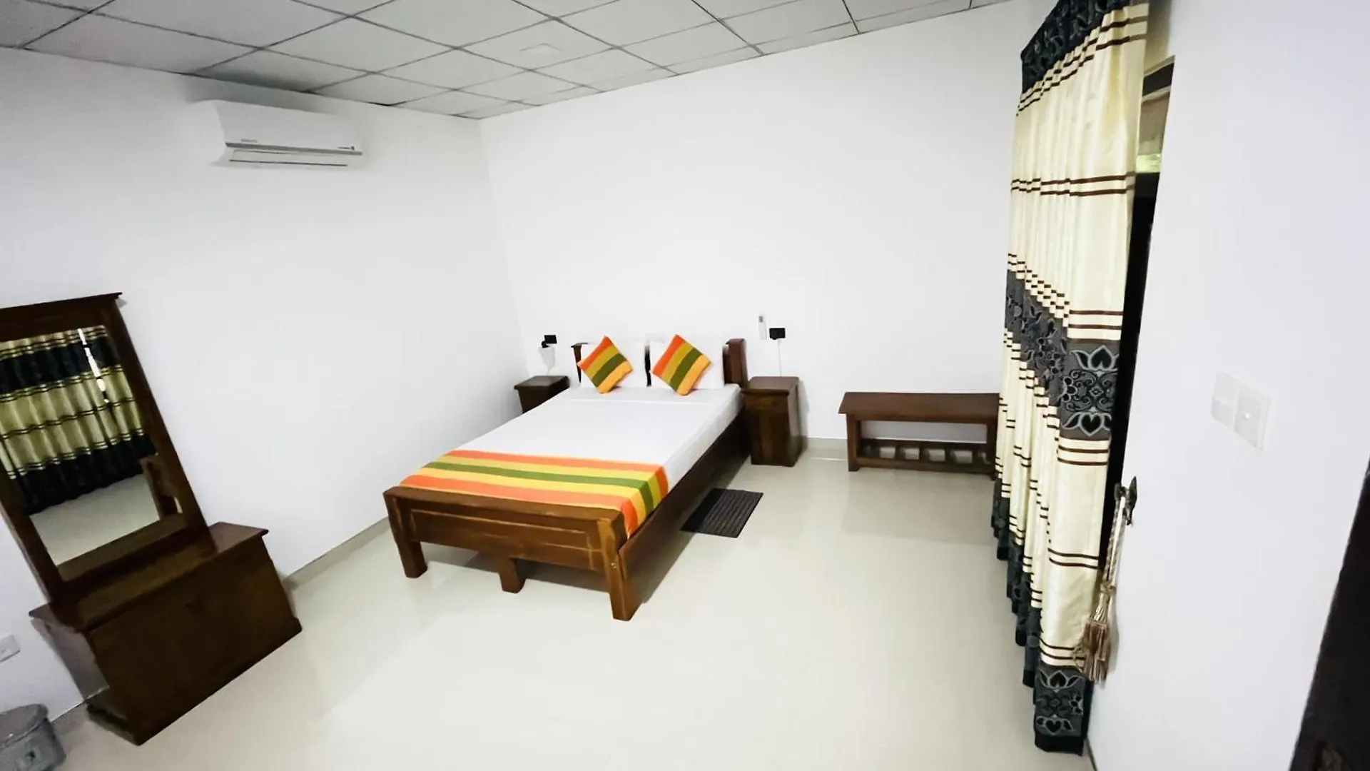 Sigiri Cardamon Villa Sigiriya Homestay